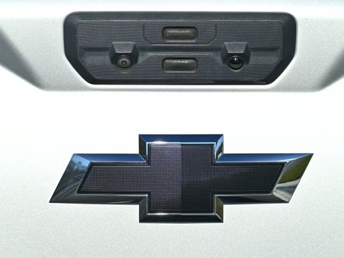 Used 2022 Chevrolet Silverado 1500 LT Trail Boss w/ LT Trail Boss Premium Package image 30