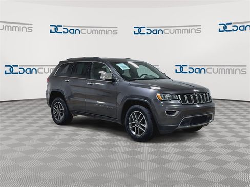 Used 2020 Jeep Grand Cherokee Limited image 2