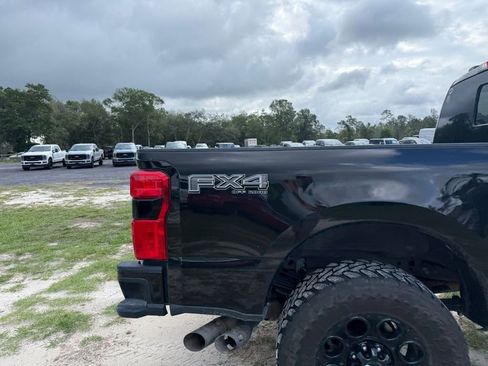 Used 2024 Ford F350 Lariat w/ Lariat Ultimate Package AWD/4WD image 5