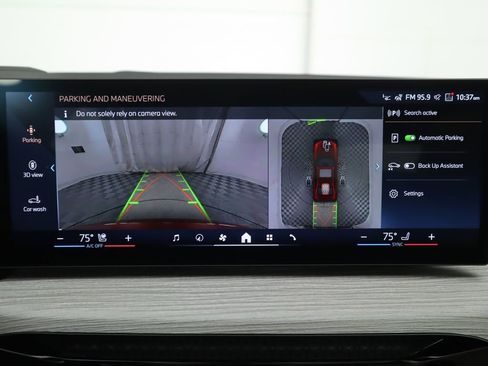 New 2026 BMW 330i Sedan w/ M Sport Package image 16