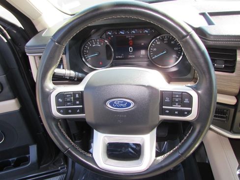 Used 2024 Ford Expedition Max Limited image 11