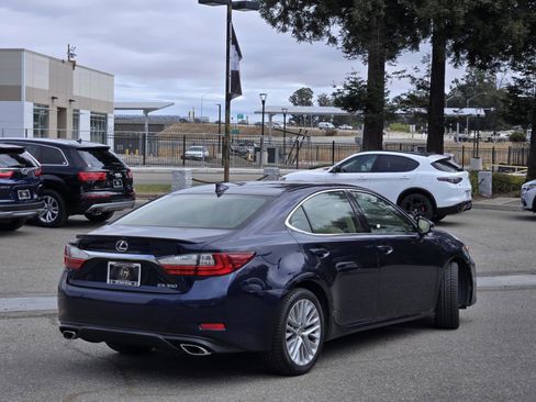 Used 2016 Lexus ES 350 image 4