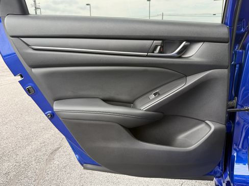 Used 2021 Honda Accord Sport Special Edition image 32