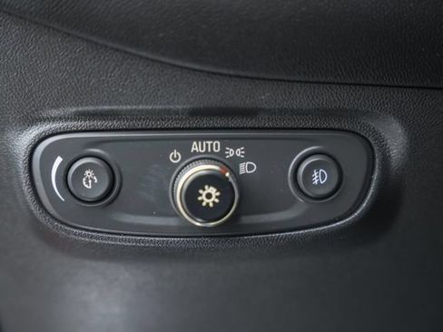 Used 2018 Chevrolet Equinox Premier AWD/4WD image 43