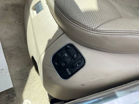 Used 2008 Mercedes-Benz SL 550 w/ AMG Sport Pkg image 15