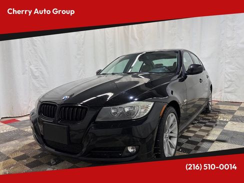 Used 2011 BMW 328i xDrive Sedan image 1