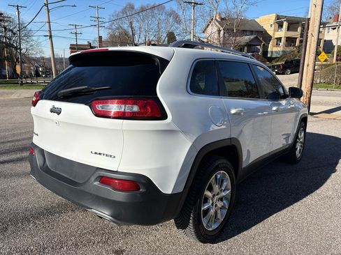 Used 2016 Jeep Cherokee Limited w/ Luxury Group image 9