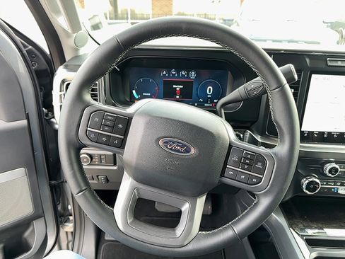 Used 2024 Ford F350 Lariat image 22