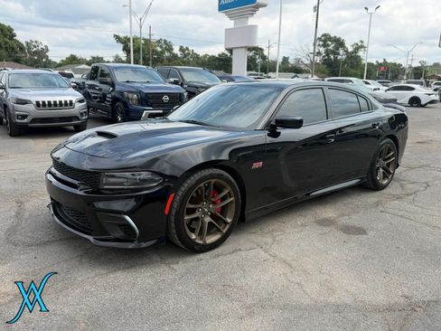 Used 2020 Dodge Charger Scat Pack w/ Plus Group RWD image 3