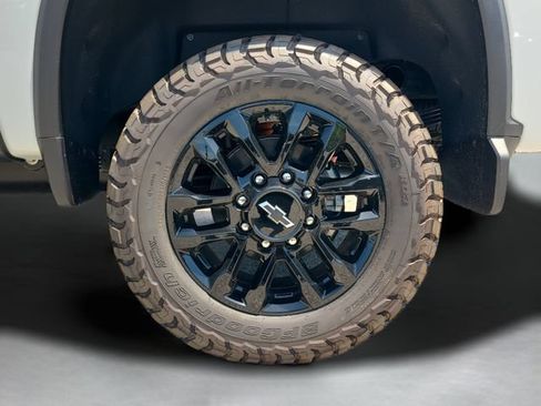 New 2026 Chevrolet Silverado 2500 LTZ w/ LTZ Plus Package AWD/4WD image 35