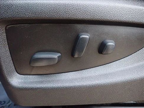 Used 2019 GMC Sierra 2500 Denali w/ Duramax Plus Package image 9