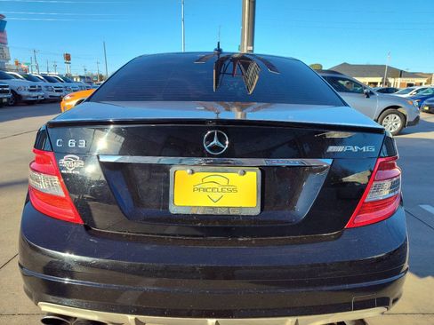Used 2010 Mercedes-Benz C 63 AMG Sedan image 5
