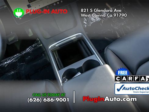 Used 2023 Tesla Model 3 Standard Range image 17