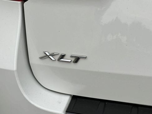 Used 2023 Ford Explorer XLT w/ Equipment Group 202A AWD/4WD image 28