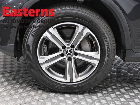 Used 2022 Mercedes-Benz GLC 300 4MATIC w/ Premium Package Lite image 33