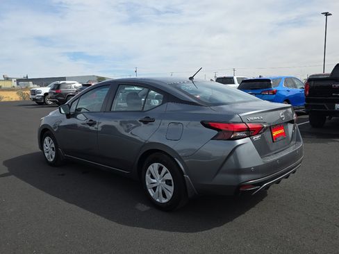 Used 2025 Nissan Versa S w/ Trunk Package FWD image 6