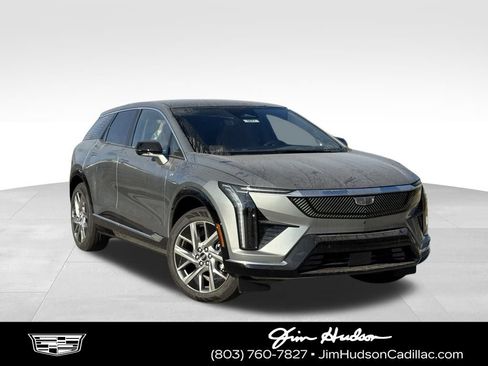 New 2026 Cadillac Optiq Luxury 2 image 1