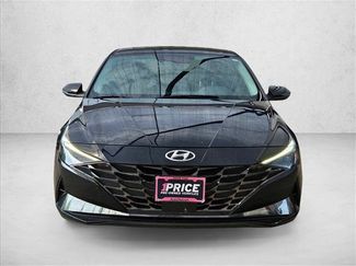 Used 2023 Hyundai Elantra Limited FWD video 2