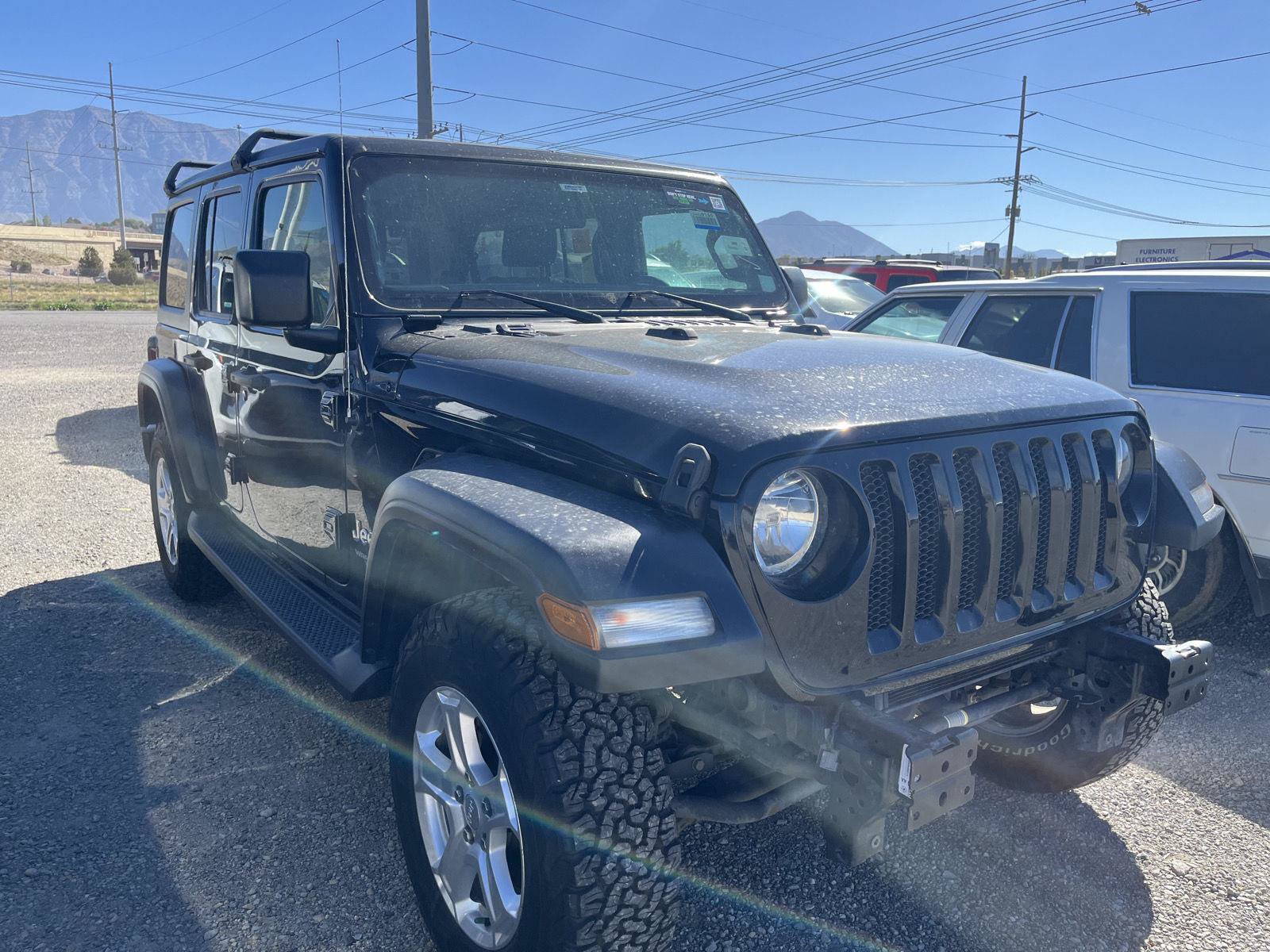 Used 2020 Jeep Wrangler Unlimited Sport S AWD/4WD image 3