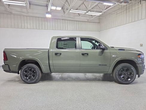 New 2026 RAM 1500 Big Horn AWD/4WD image 8