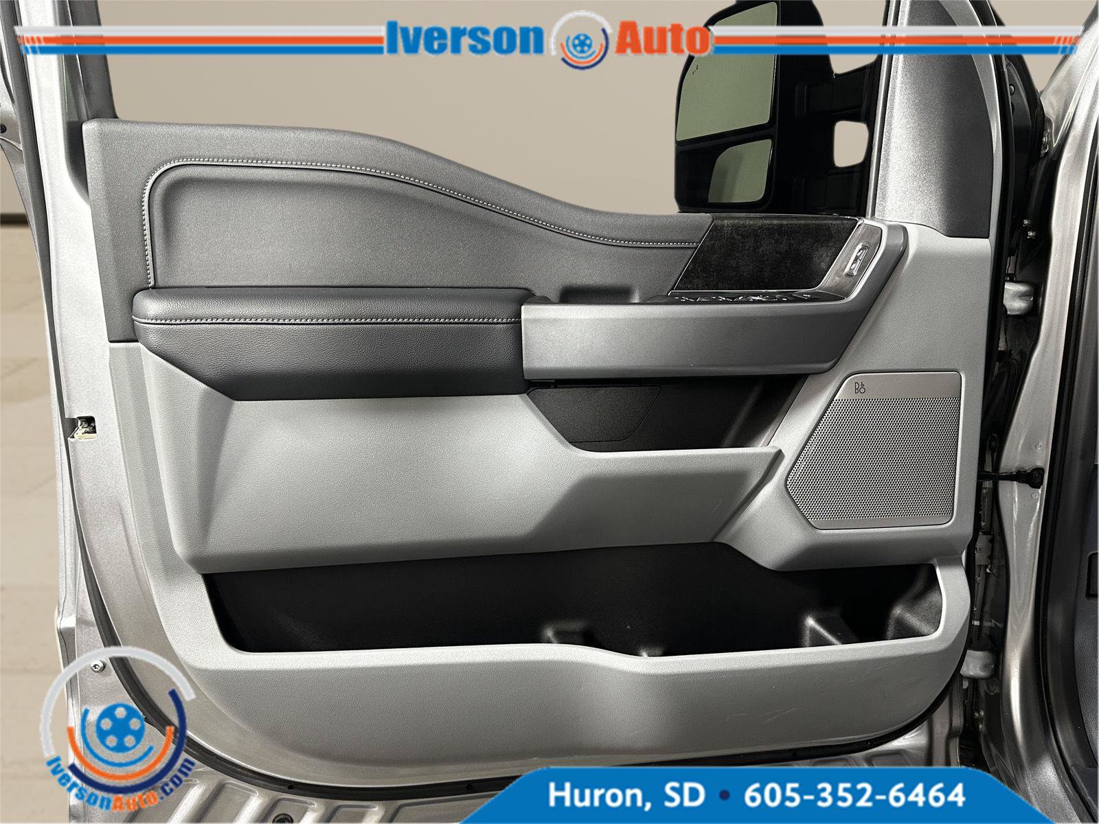Used 2024 Ford F350 XLT w/ XLT Premium Package AWD/4WD image 13