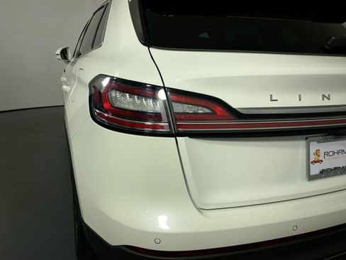 Used 2020 Lincoln Nautilus Premier w/ Equipment Group 101A image 27