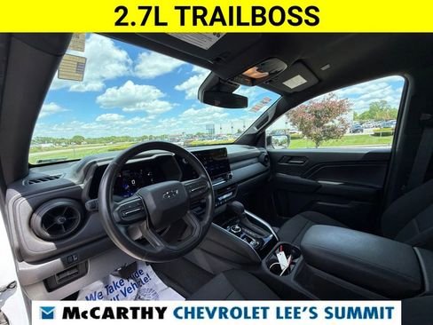 Certified 2023 Chevrolet Colorado Trail Boss w/ Technology Package AWD/4WD image 39