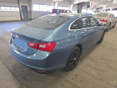 Certified 2025 Chevrolet Malibu LT image 3