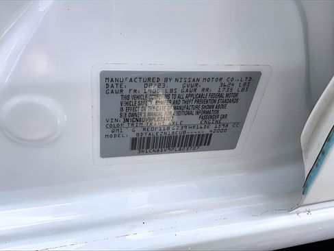 Used 2023 Nissan Versa S FWD image 16