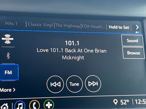 Used 2022 GMC Terrain SLE w/ Driver Convenience Package image 8