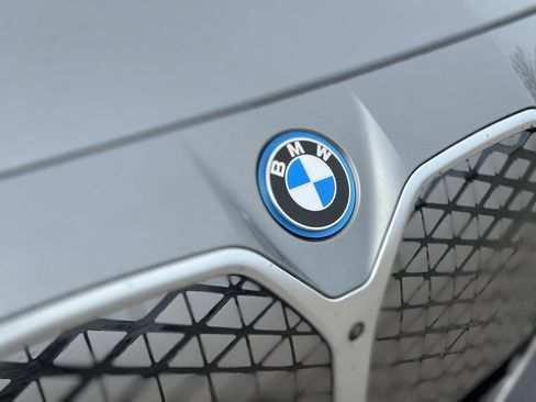 New 2025 BMW i4 xDrive40i w/ Premium Package image 11