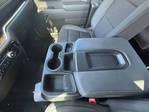 Used 2024 GMC Sierra 1500 SLE w/ Preferred Package AWD/4WD image 29