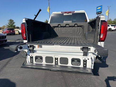 Used 2022 GMC Sierra 1500 Denali Ultimate image 15