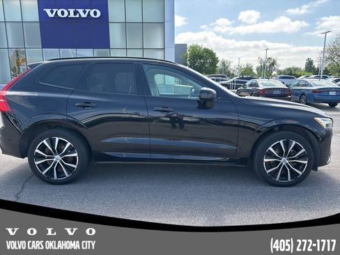 Used 2023 Volvo XC60 B5 Plus w/ Climate Package image 5