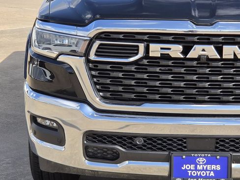 Used 2025 RAM 1500 Big Horn AWD/4WD image 5