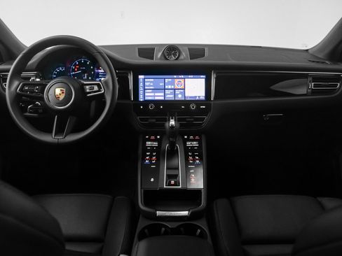 Used 2025 Porsche Macan image 29