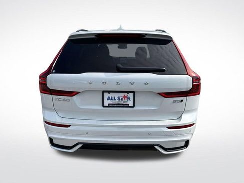 New 2026 Volvo XC60 B5 Plus image 7