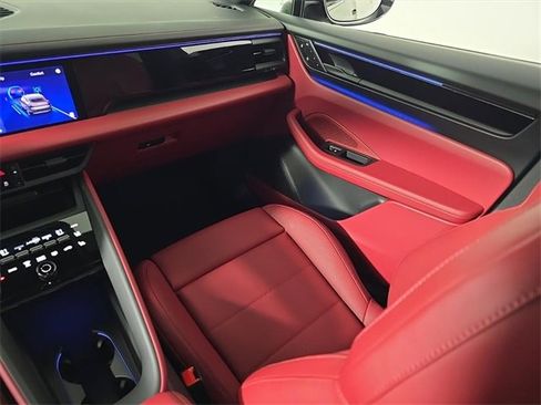 Certified 2025 Porsche Macan 4S Electric image 24