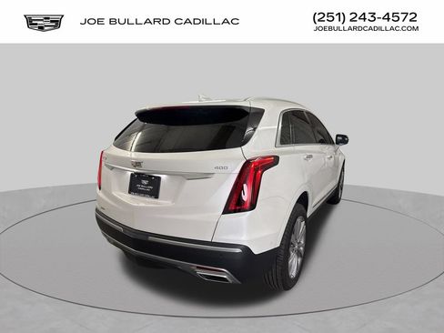 New 2026 Cadillac XT5 Premium Luxury w/ Driver Assist Package FWD image 4