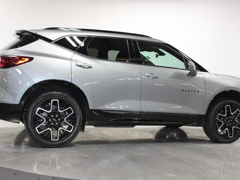 Used 2024 Chevrolet Blazer RS w/ Driver Confidence II Package FWD image 14