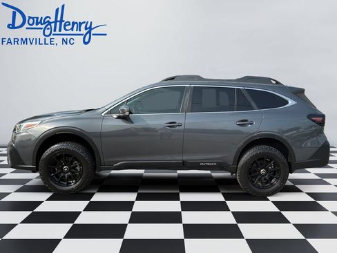 Used 2022 Subaru Outback Limited w/ Popular Package #2 AWD/4WD image 2