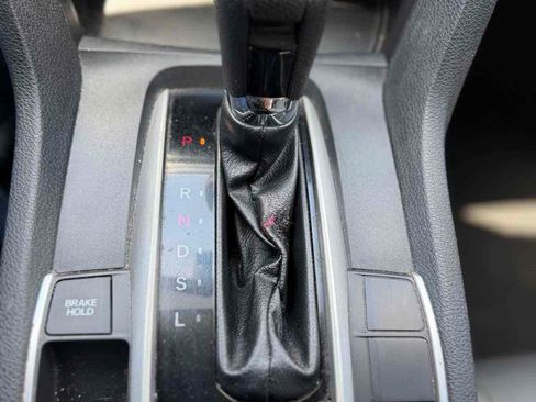 Used 2018 Honda Civic LX image 10