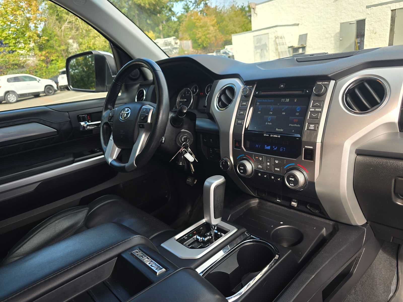 Used 2016 Toyota Tundra Platinum AWD/4WD image 10