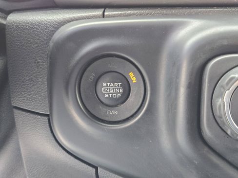 Used 2021 Jeep Wrangler Sport AWD/4WD image 11