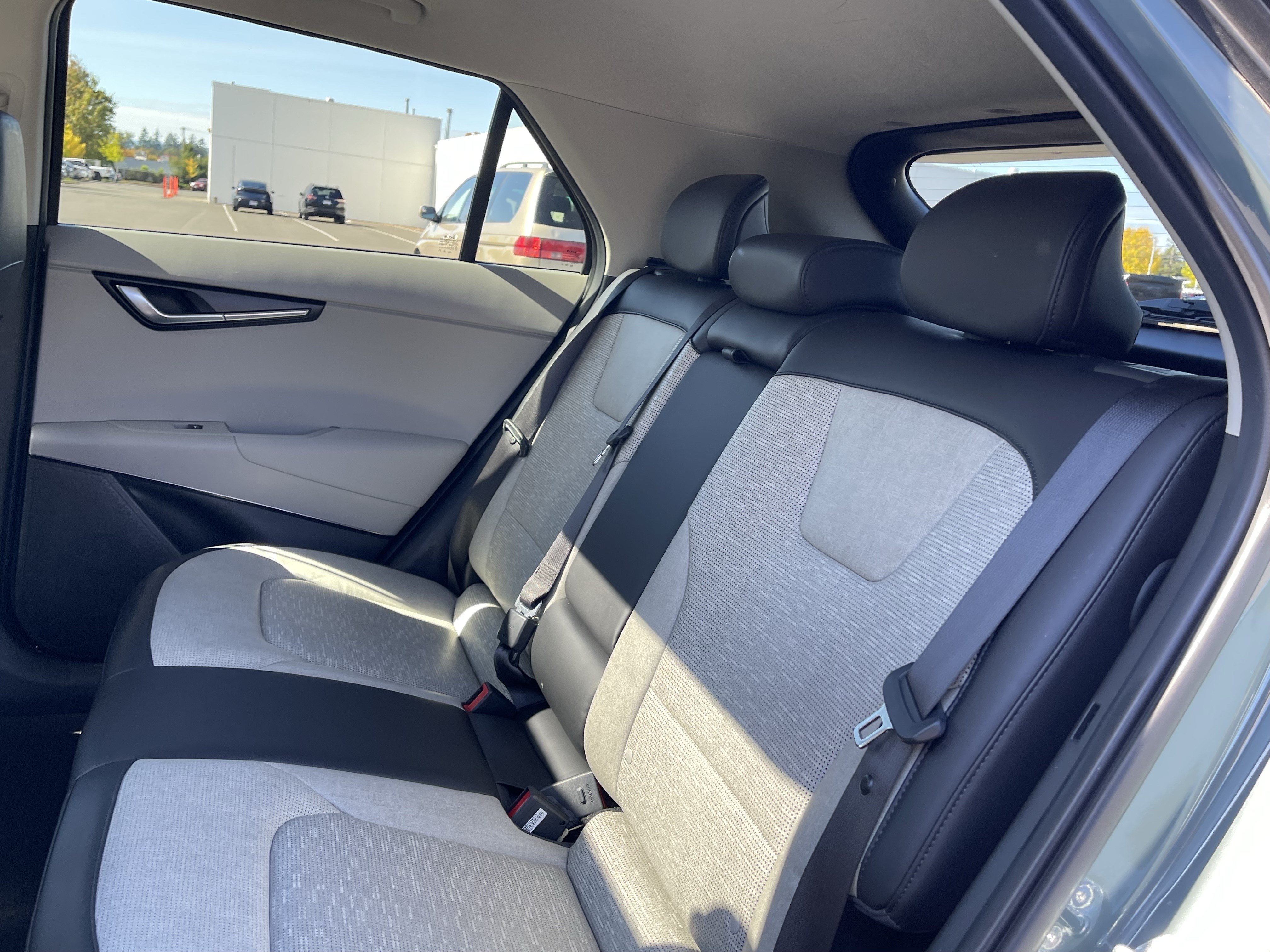 Used 2023 Kia Niro Wave FWD image 15