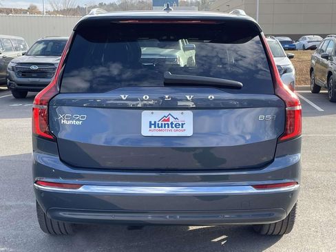 Used 2025 Volvo XC90 B5 Plus image 28