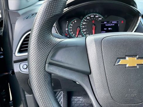Used 2020 Chevrolet Trax LS FWD image 20