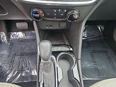 Certified 2024 Buick Encore GX Preferred image 16