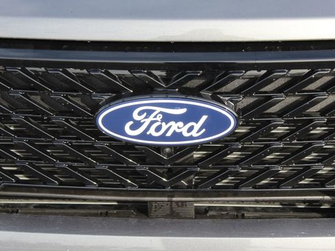 New 2026 Ford Maverick Lariat w/ Black Appearance Package image 11