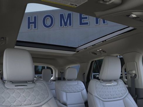 New 2026 Ford Explorer Platinum w/ LUX Leather Package AWD/4WD image 22